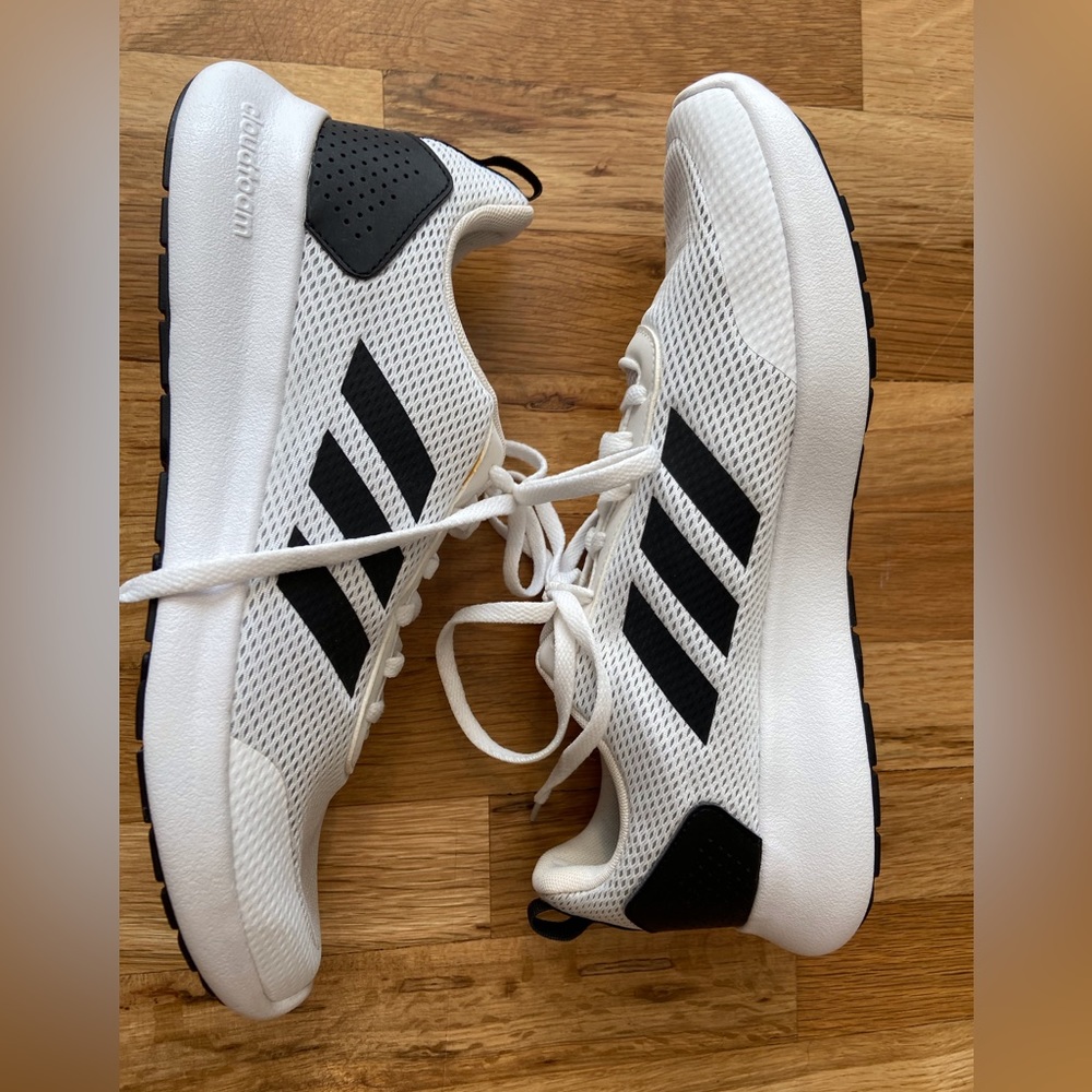 Adidas ortho light, size 10 men’s shoe